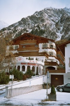 pitz_09_0026.jpg