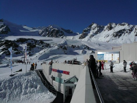 pitz_09_00486.jpg